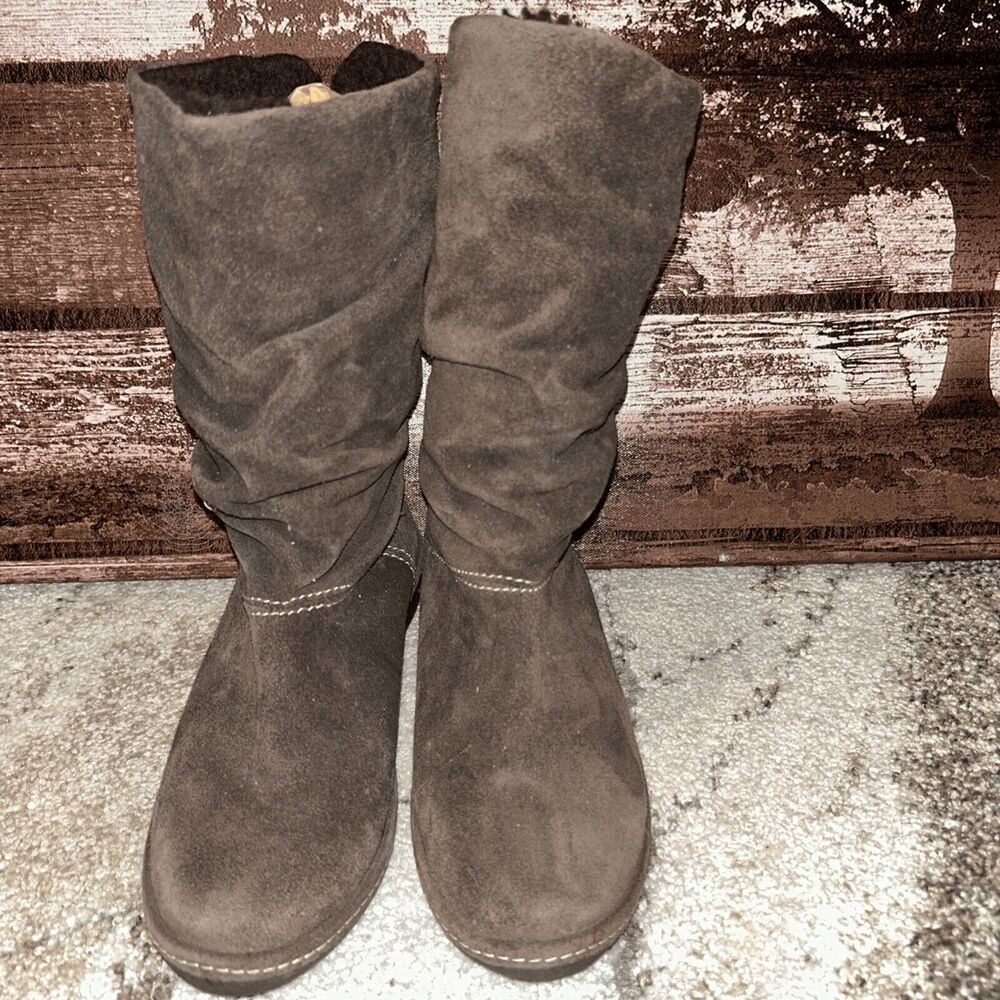 Land's End Brown slouchy suede boots, Size 6B - Picture 2 of 7